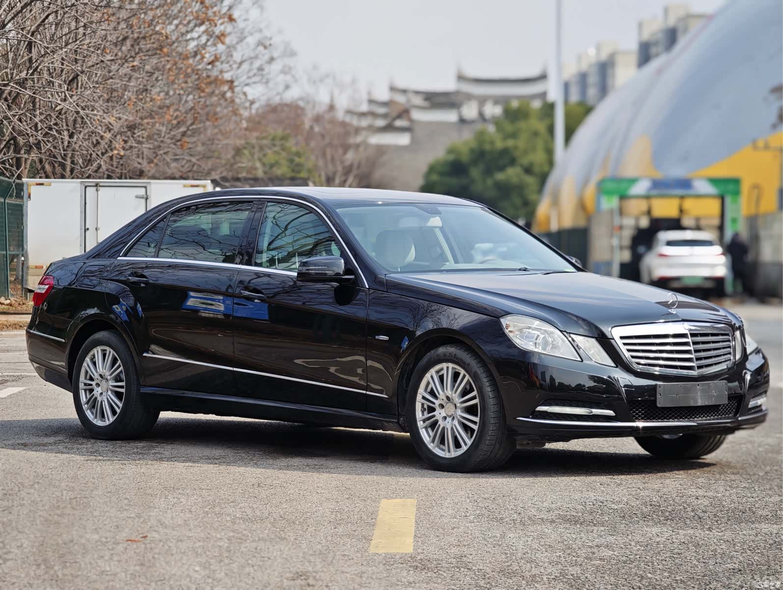 Mercedes-Benz E-Class, 2012 3