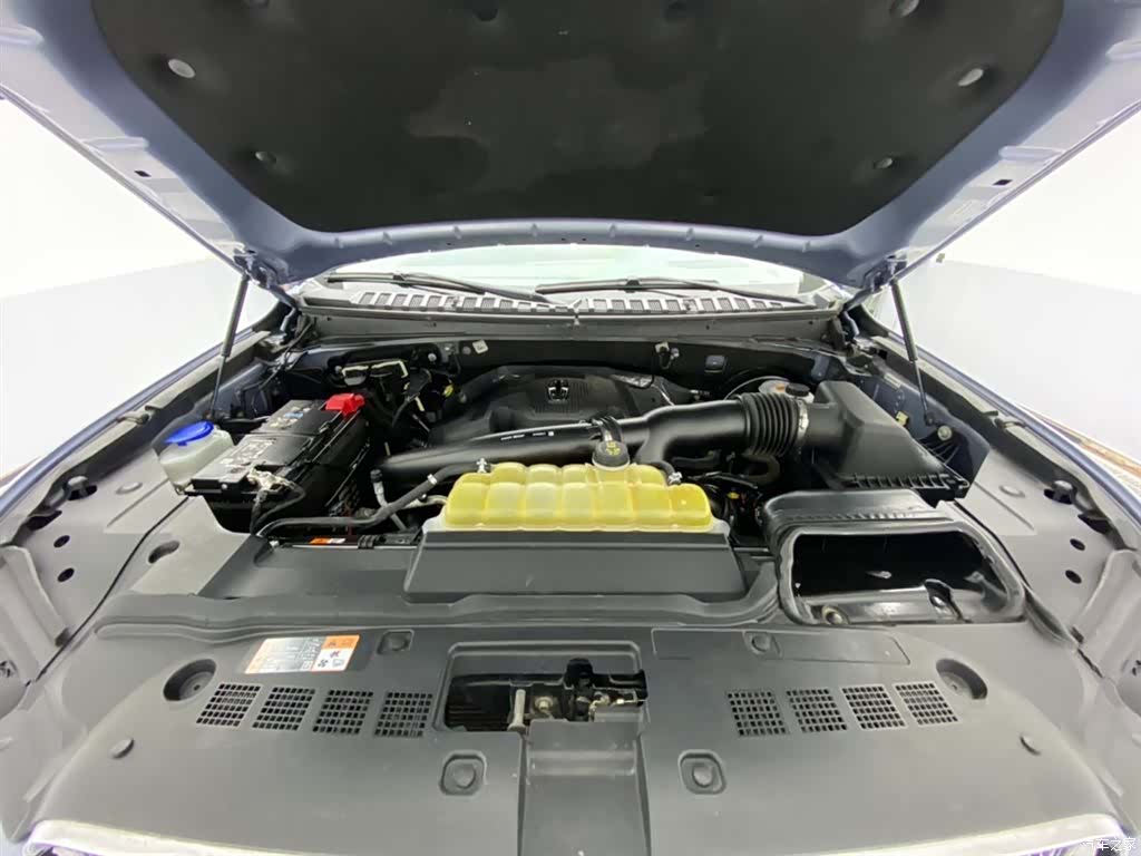 Lincoln Navigator, 2021 12