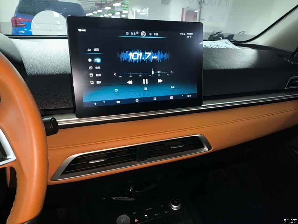 BYD E2, 2021 13