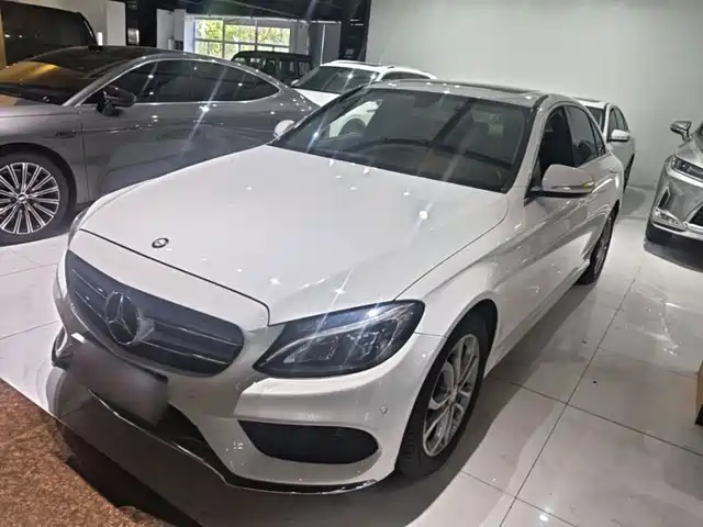 Mercedes-Benz C-Class 2017 — купить из Китая под заказ