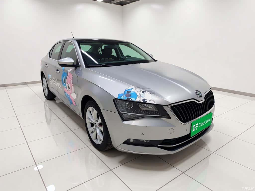 Skoda Superb, 2017 3
