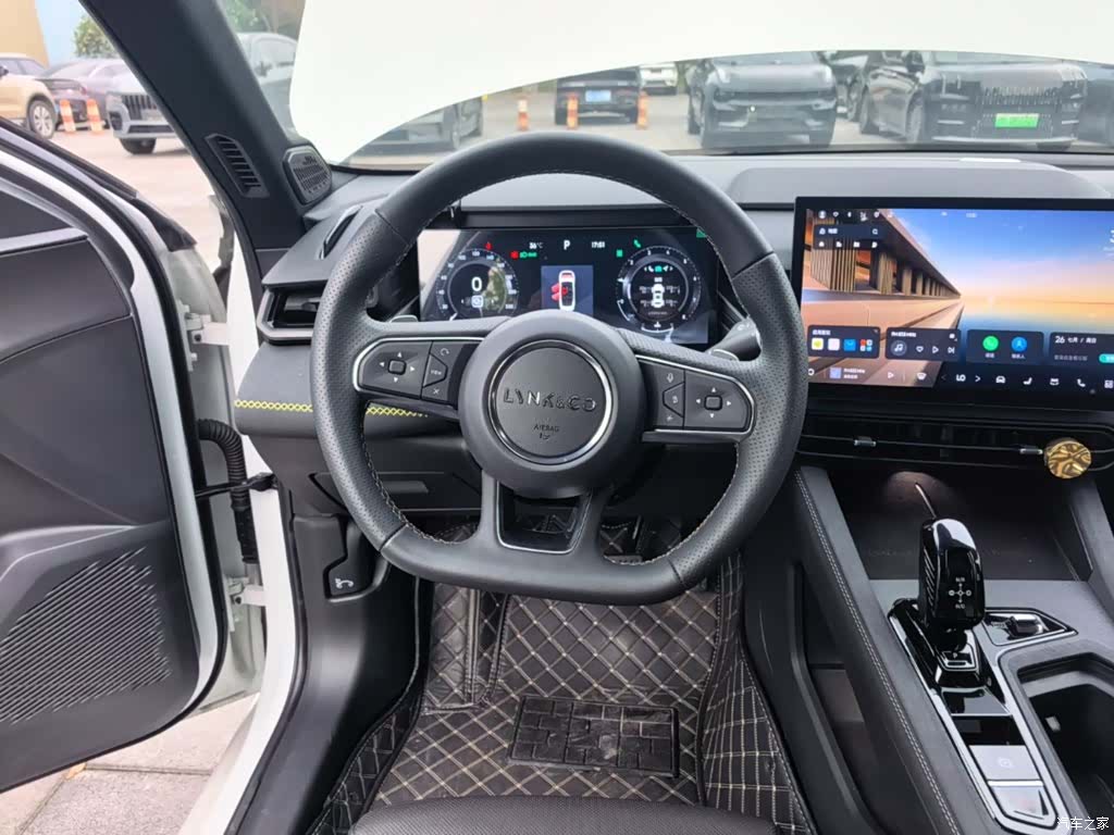 Lynk & Co 02, 2024 11