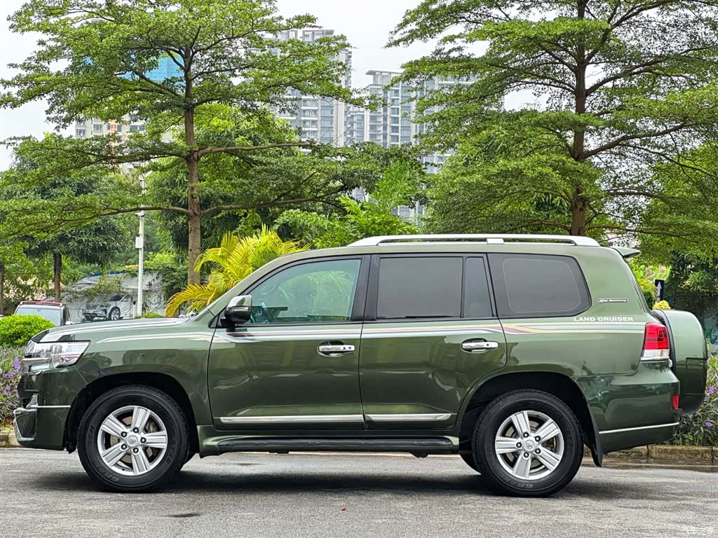 Toyota Land Cruiser, 2012 4