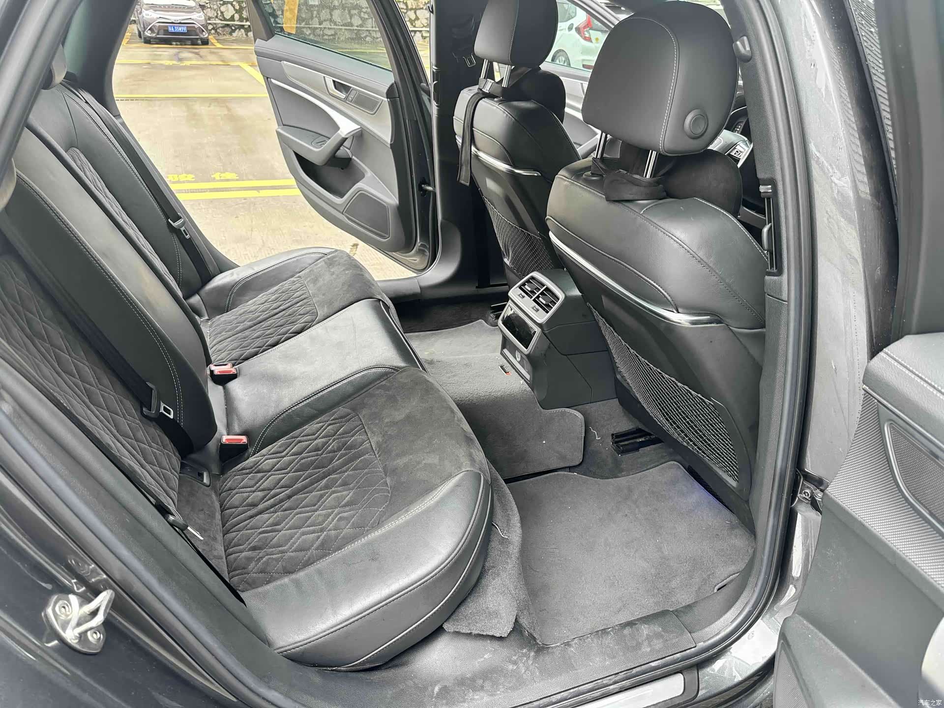 Audi A6L, 2022 19