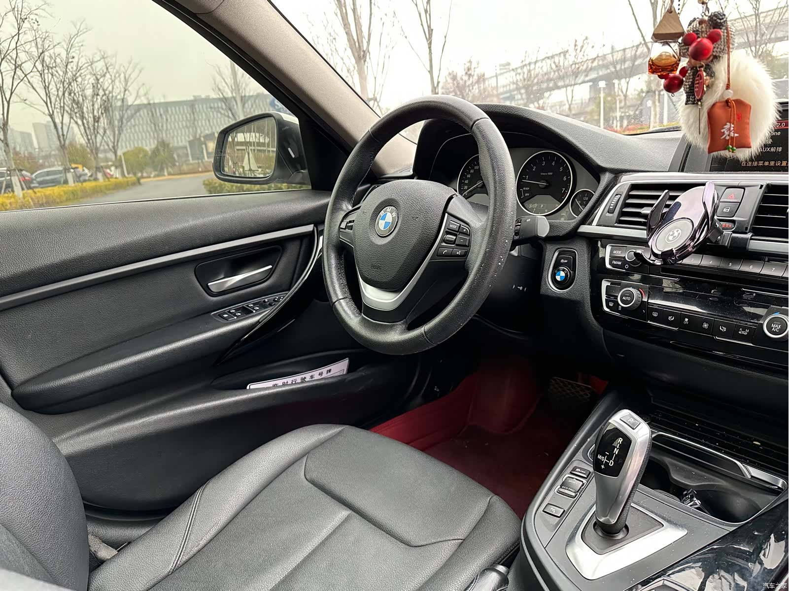 BMW 3 Series, 2017 11