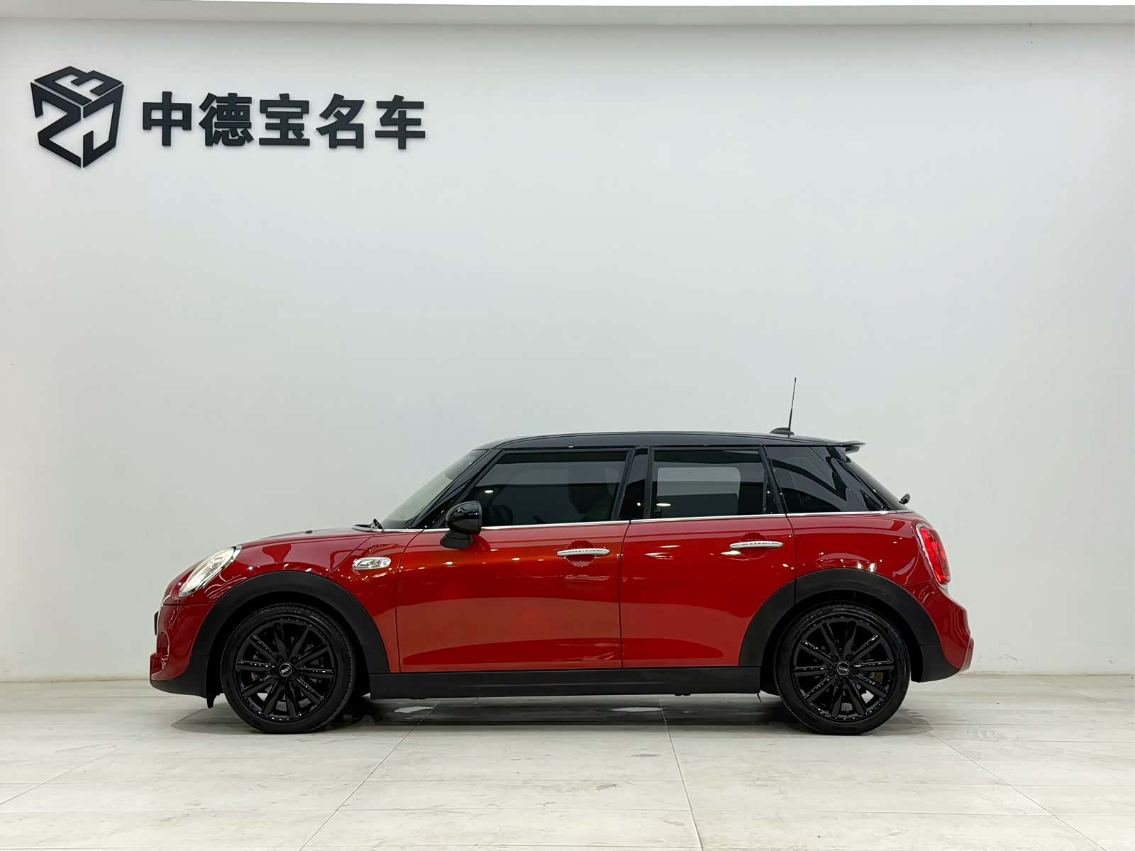 Mini Cooper, 2015 3