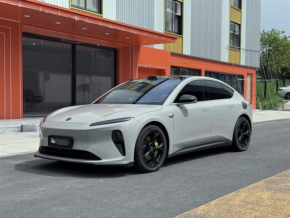 NIO ET5 NIO ET5