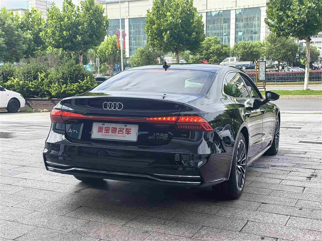Audi A7L, 2025 7