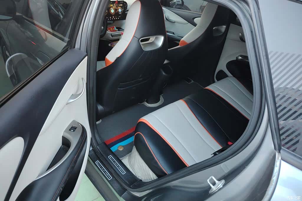 BYD Dolphin, 2022 11