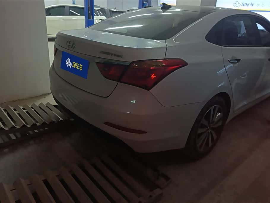 Hyundai Name picture