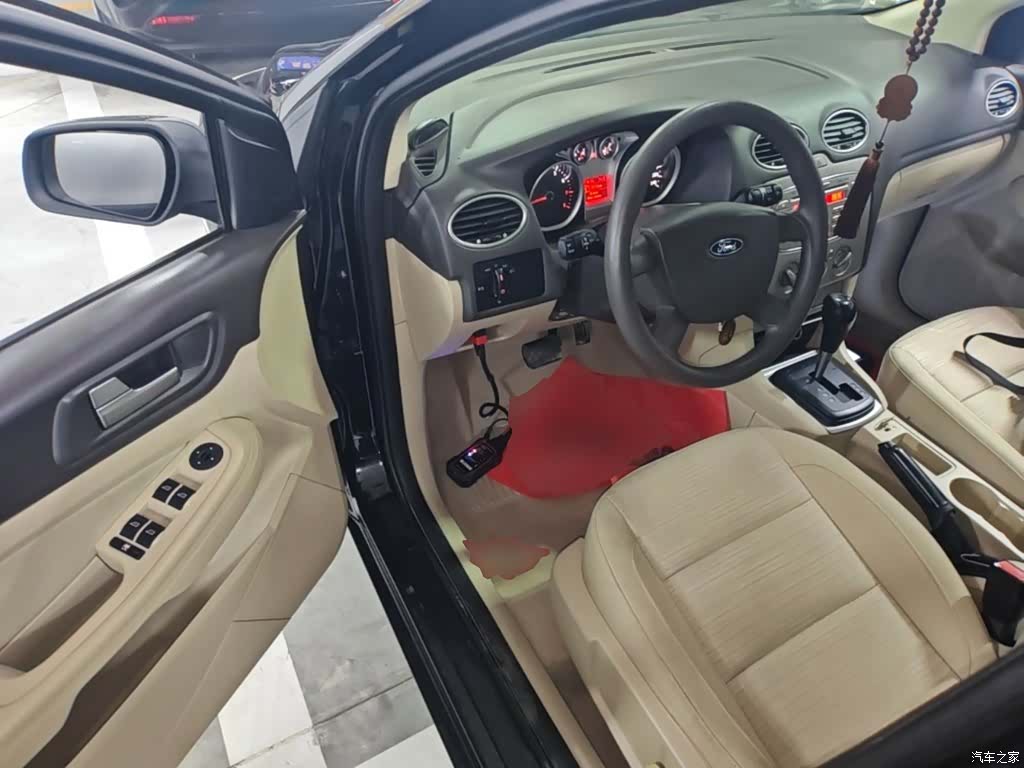 Ford Focus, 2014 16