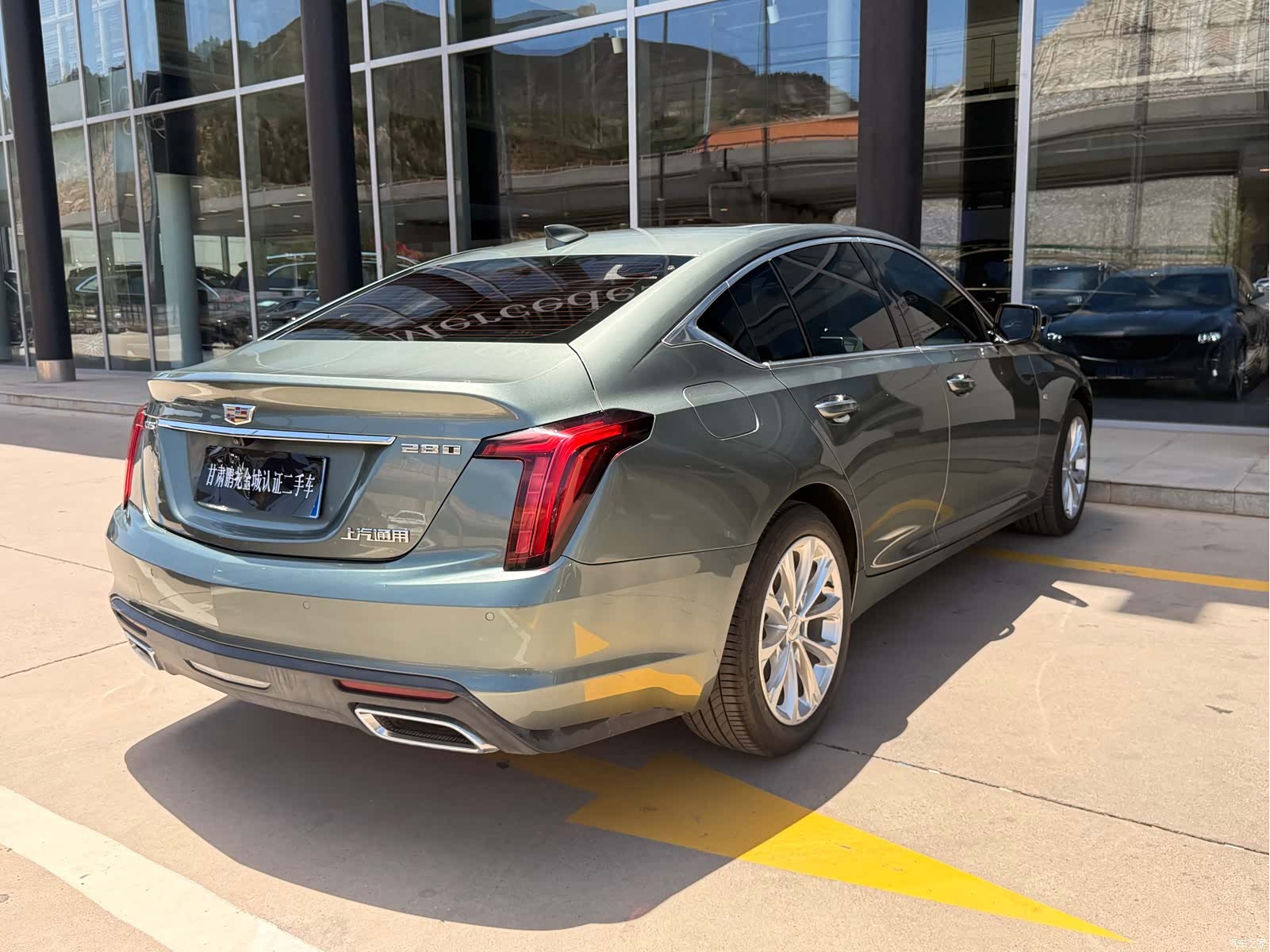 Cadillac CT5, 2023 8