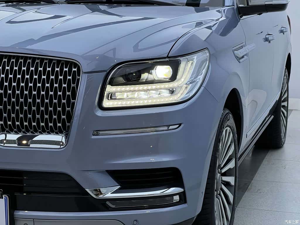 Lincoln Navigator, 2019 4