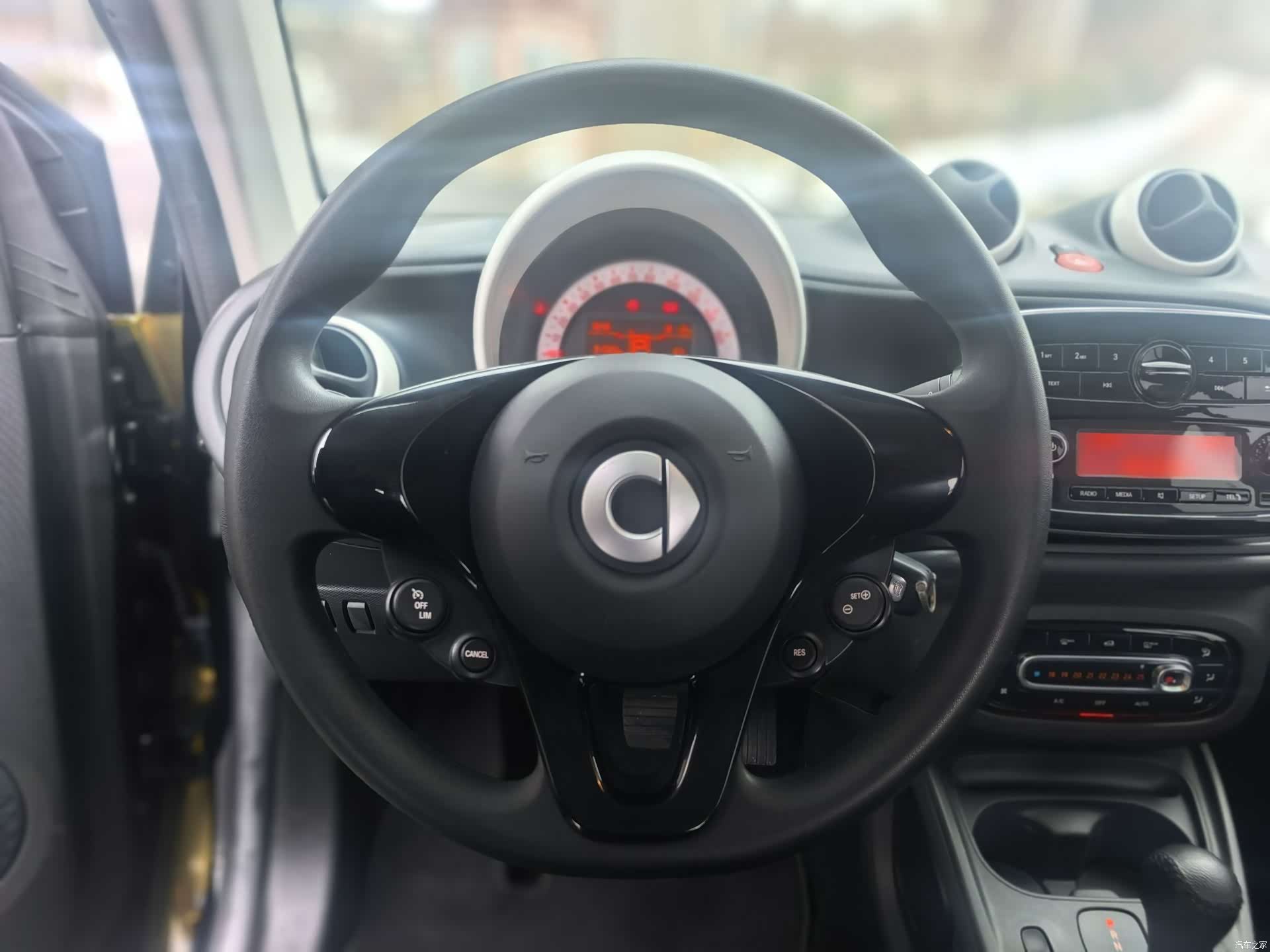 Smart Fortwo, 2018 4