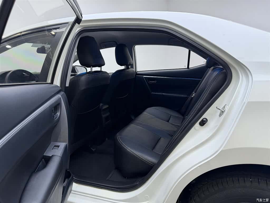 Toyota Corolla, 2016 10