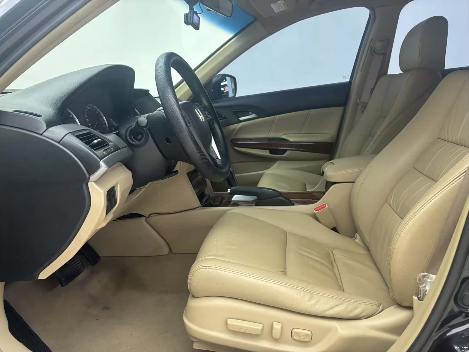 Honda Accord, 2012 10