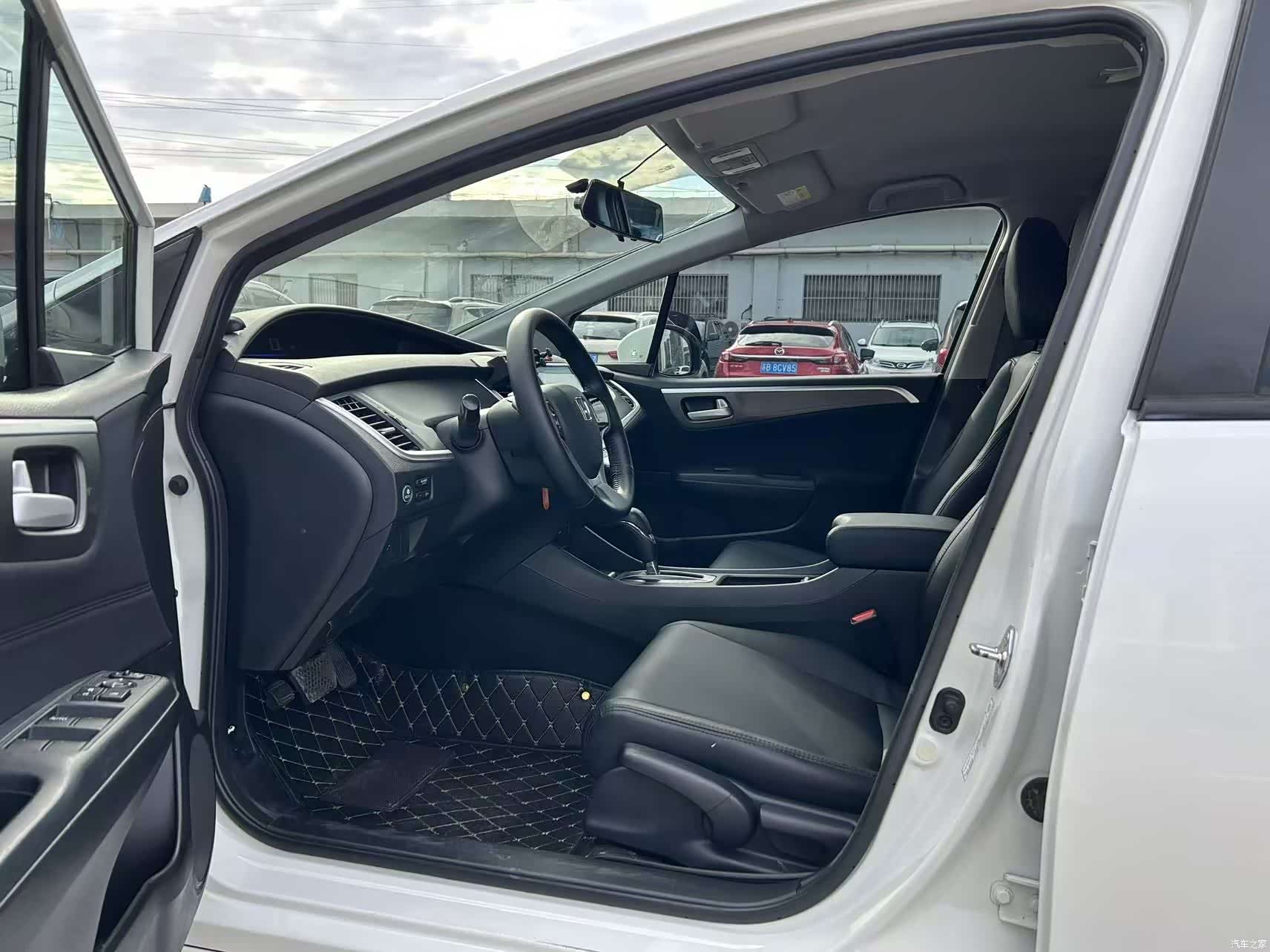Honda Jade, 2017 4