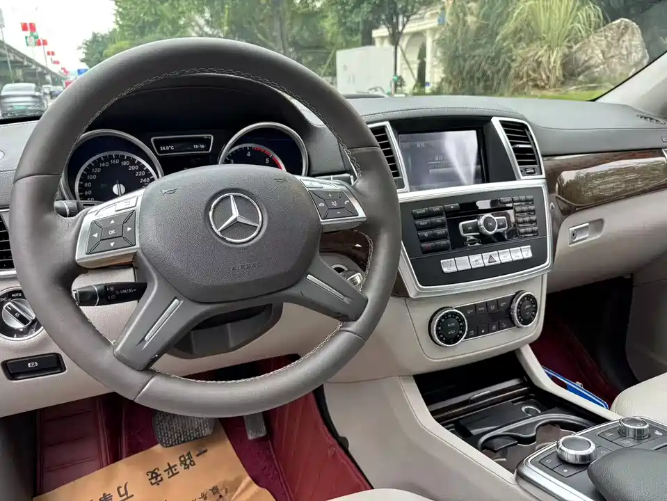 Mercedes-Benz GL grade