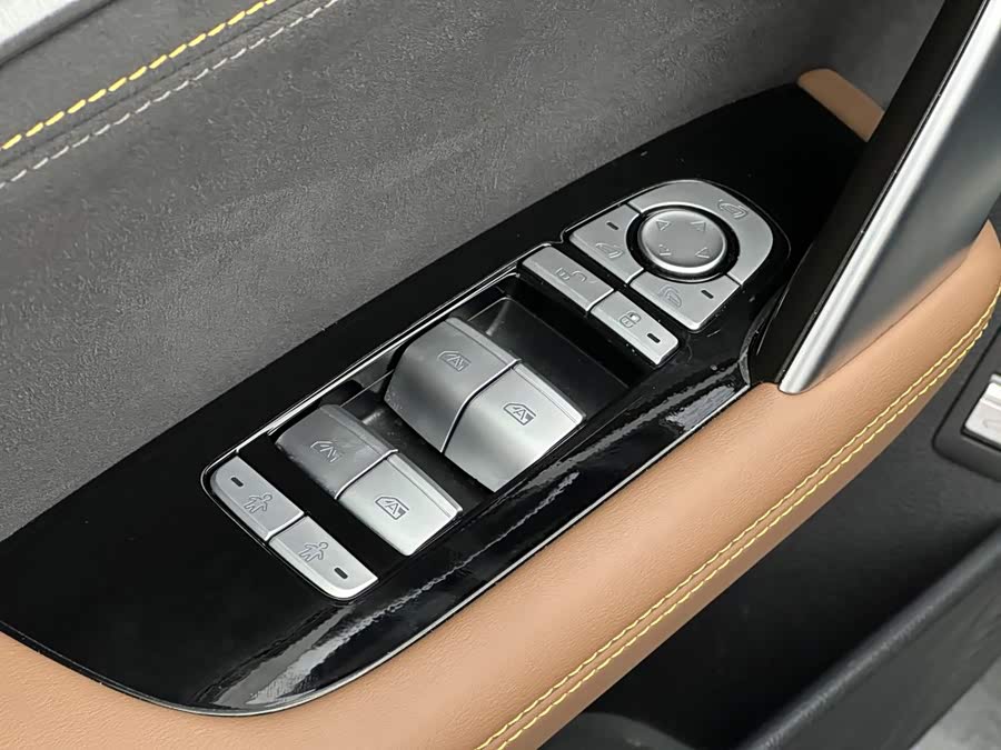 BYD Tang New Energy 2023, фото 12