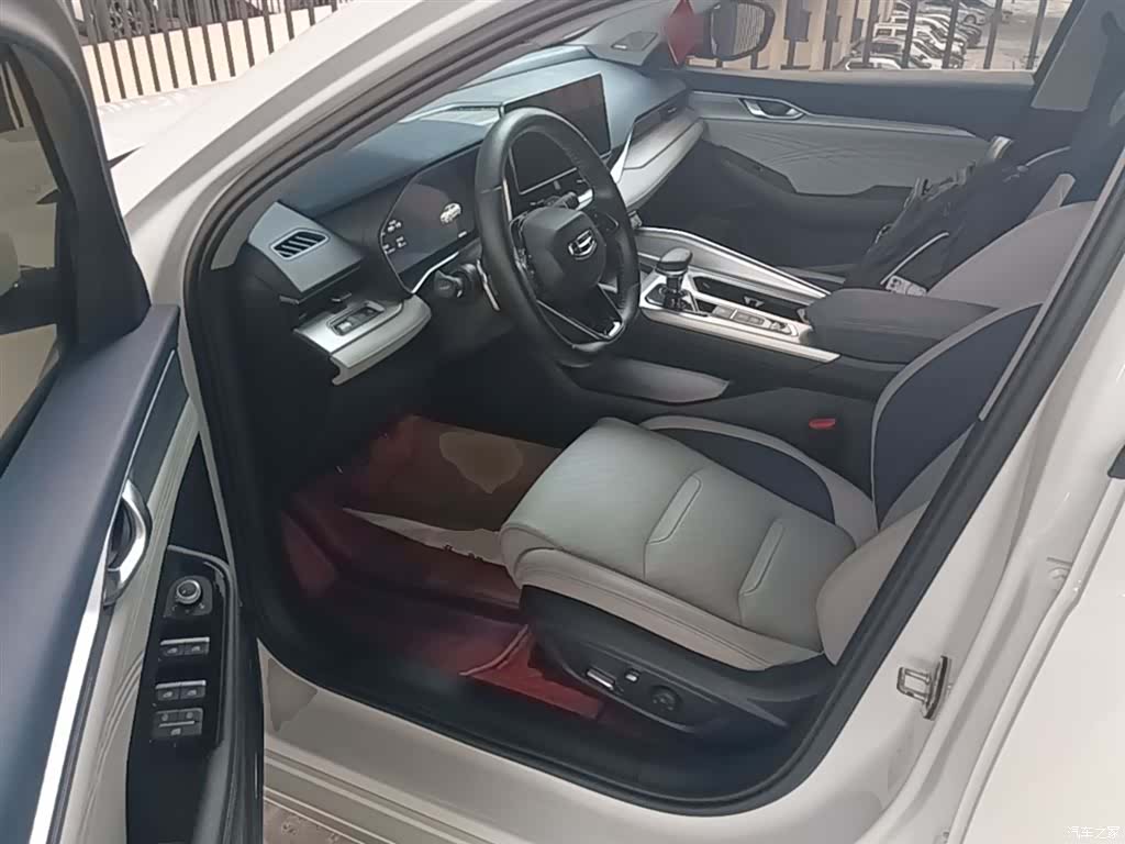 Geely Preface, 2023 16