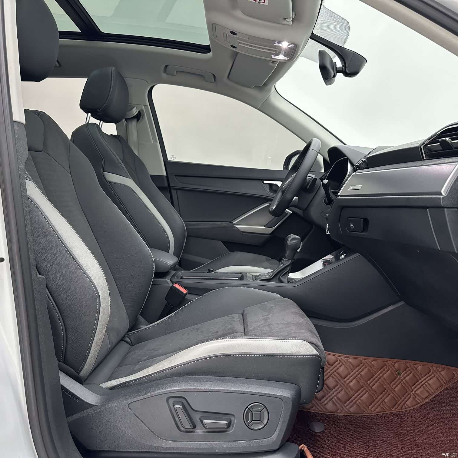 Audi Q3, 2023 8