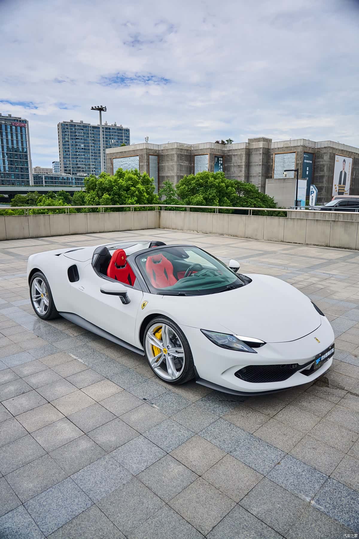 Ferrari 296, 2024 18