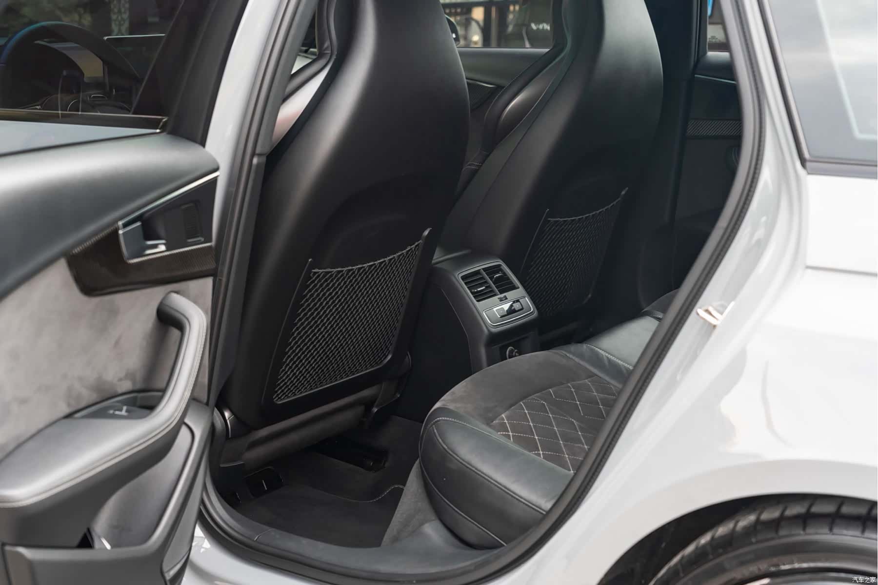 Audi RS, 2019 24