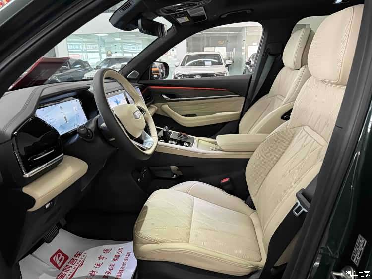 Geely Xingyue L, 2025 все фото