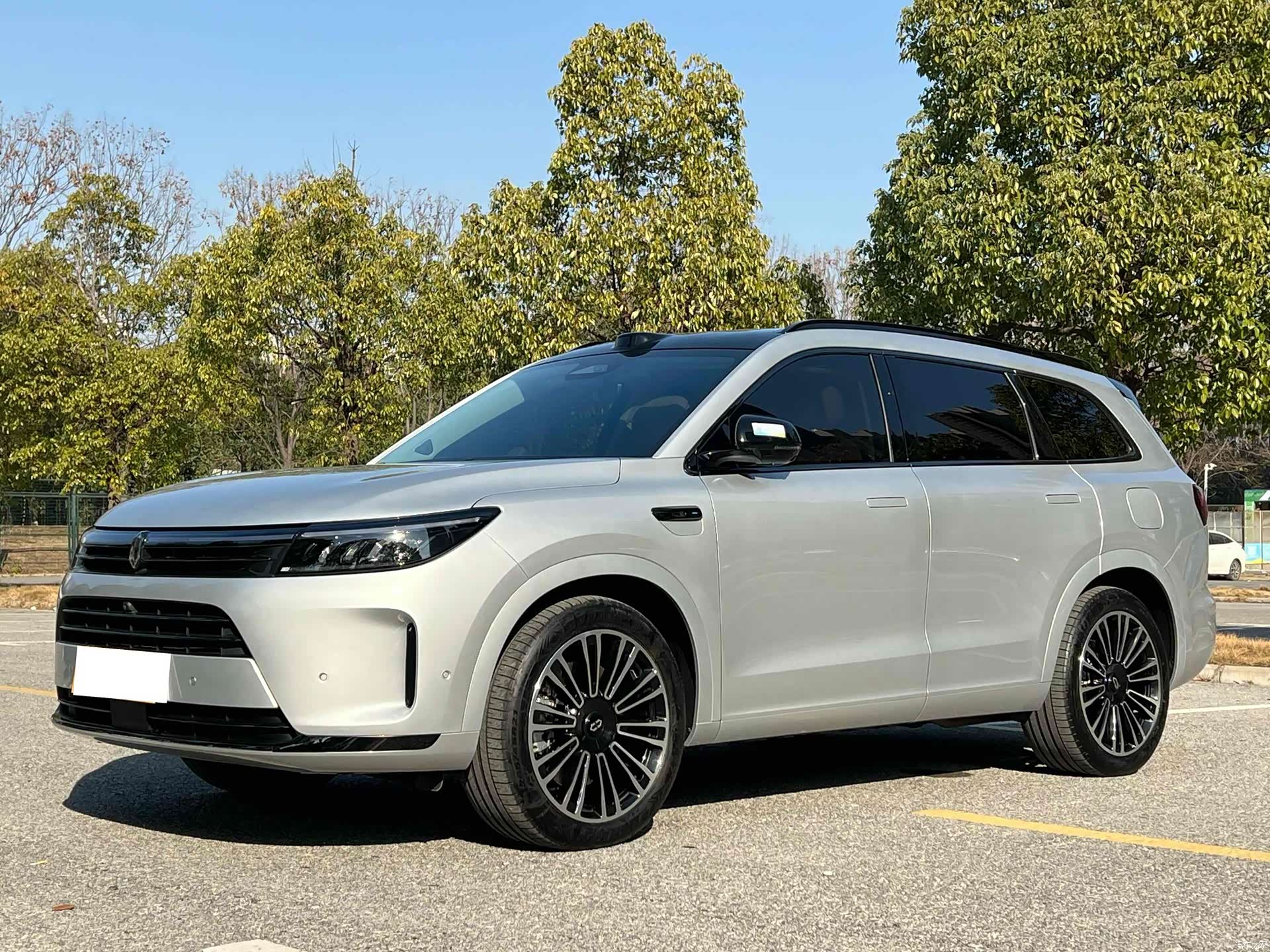 AITO M7, 2024 1