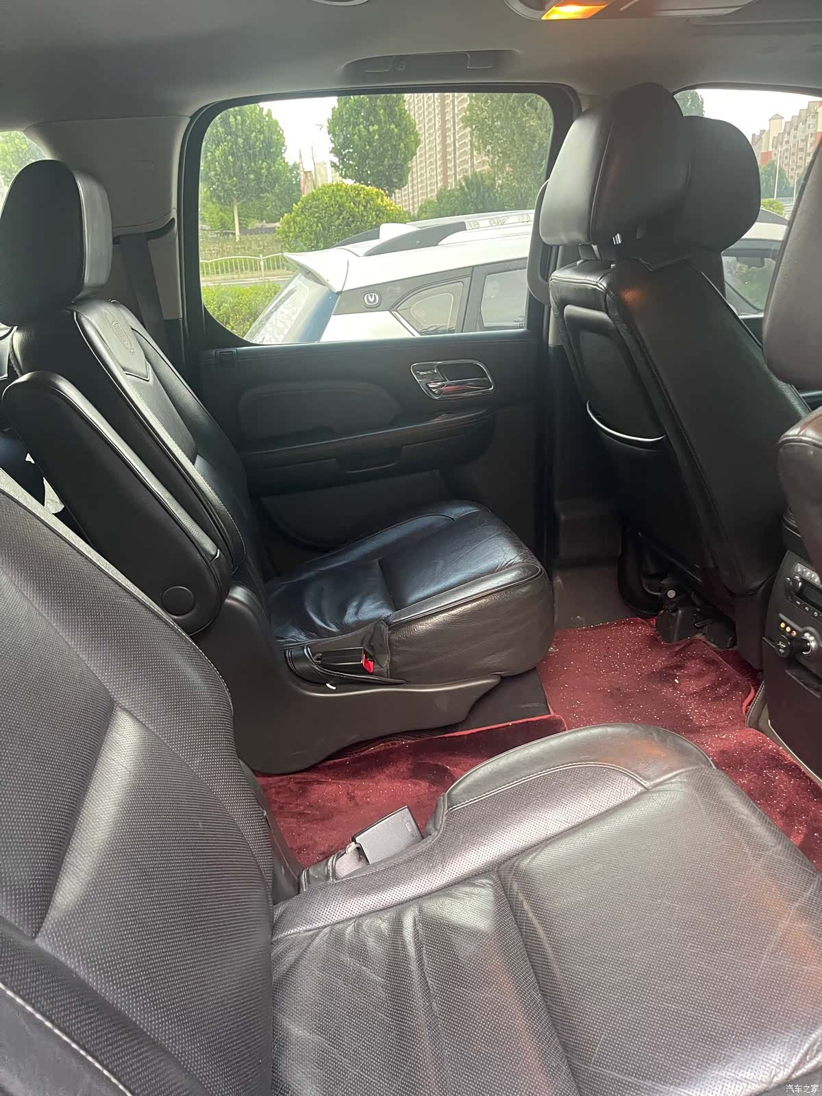 Cadillac Escalade, 2014 10