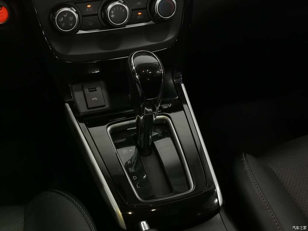 Nissan Sylphy, 2019 13