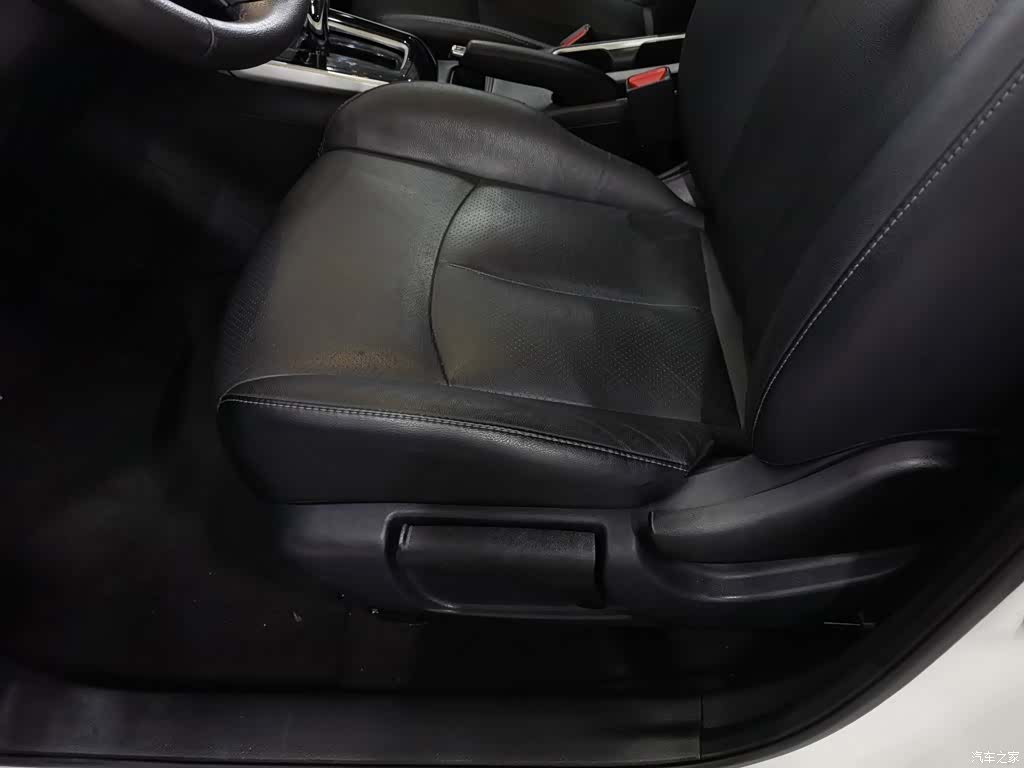 Nissan Sylphy, 2019 20