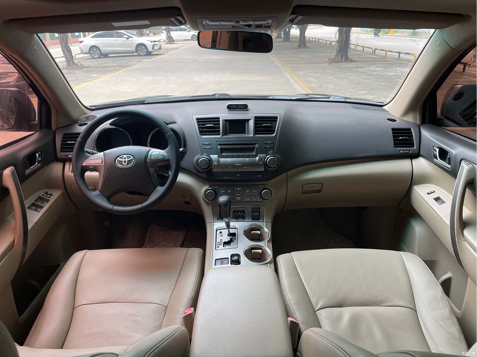 Toyota Highlander, 2011 4