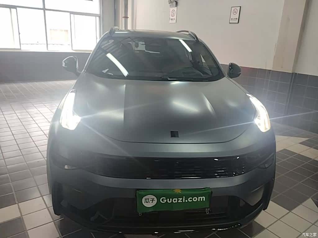 Lynk & Co 01, 2025 3