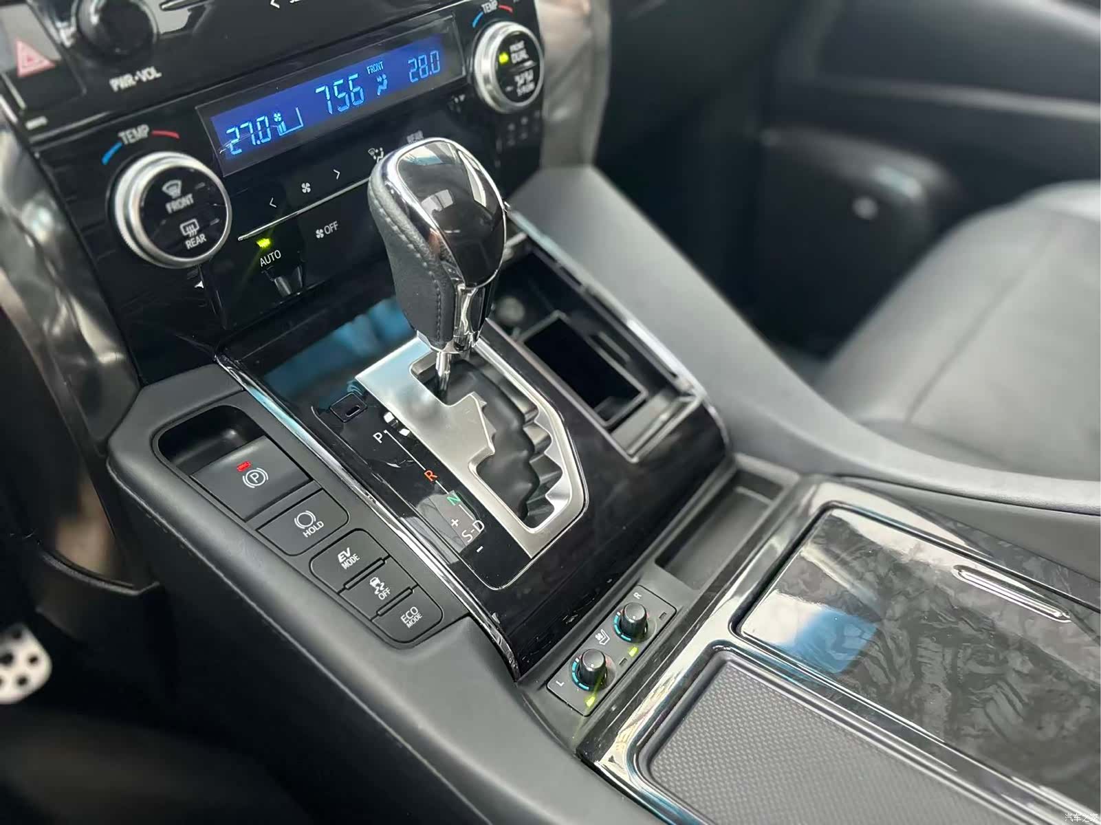 Toyota Vellfire, 2020 21