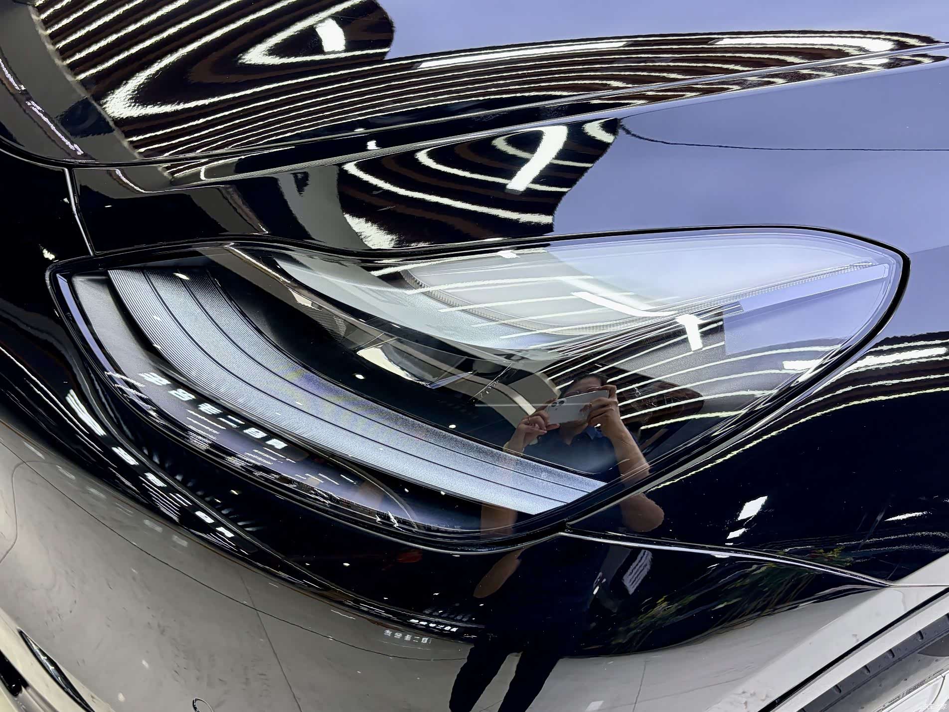 Tesla Model Y, 2022 4