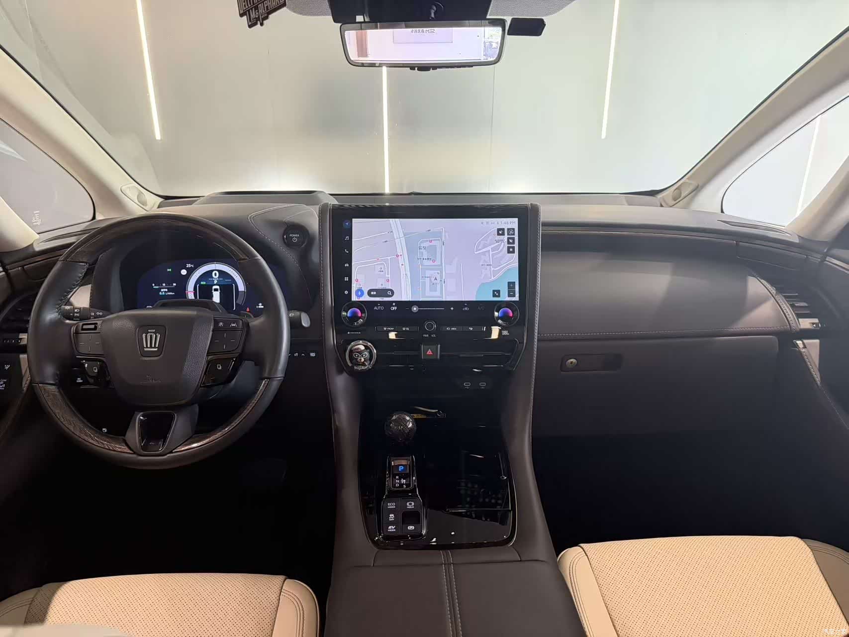Toyota Vellfire, 2024 8
