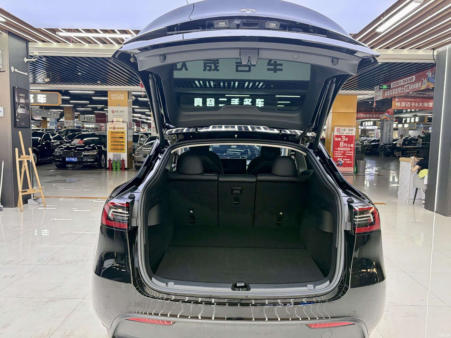 Tesla Model Y, 2022 13