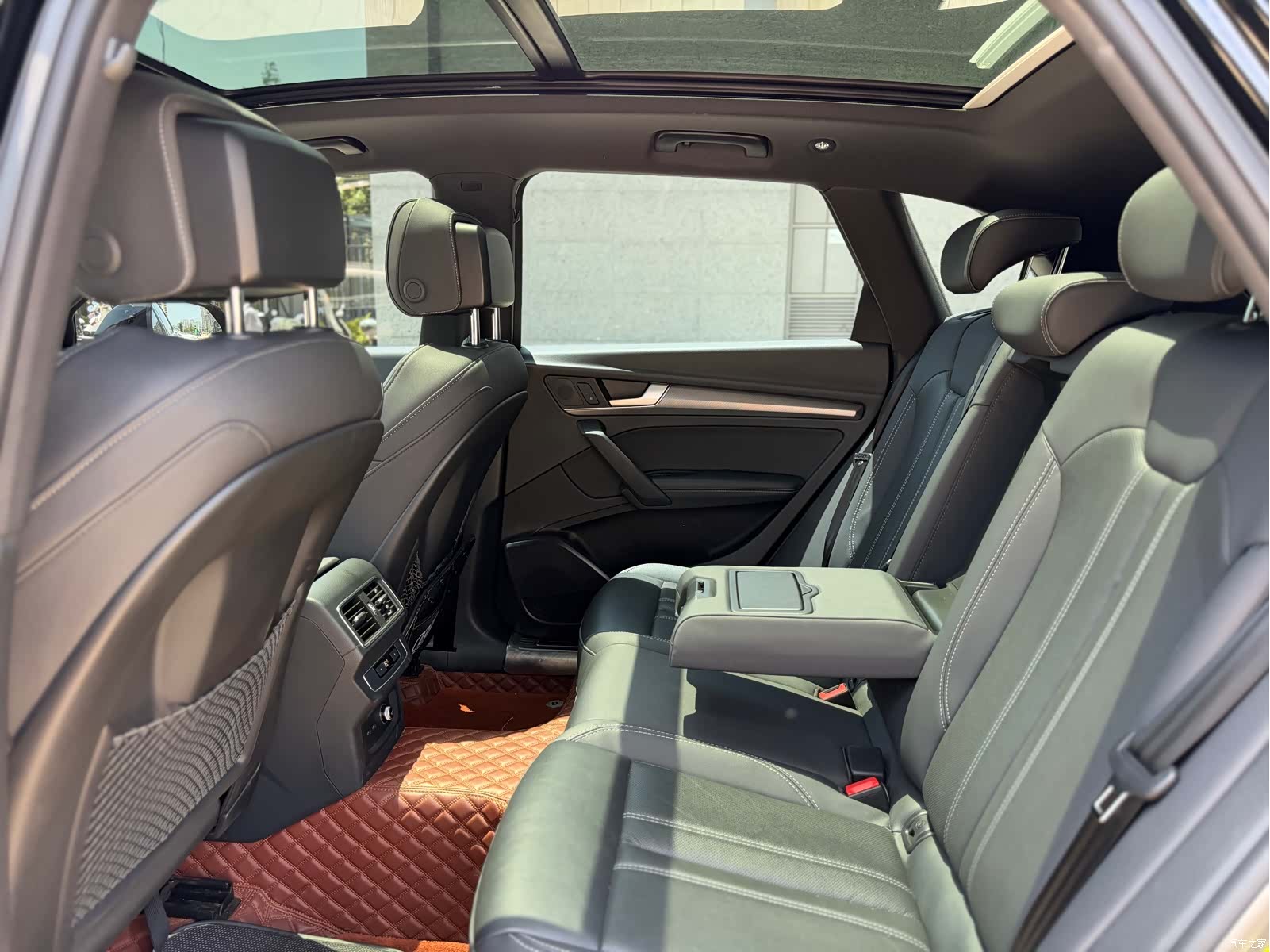 Audi Q5L, 2023 6