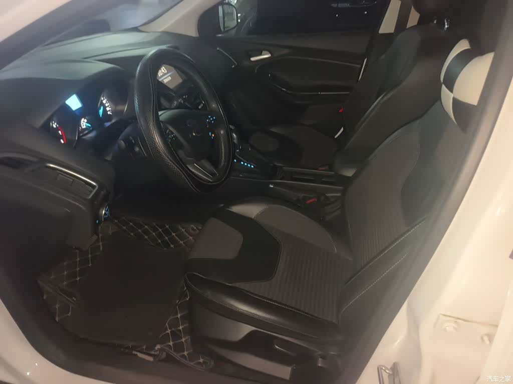 Ford Focus, 2018 8