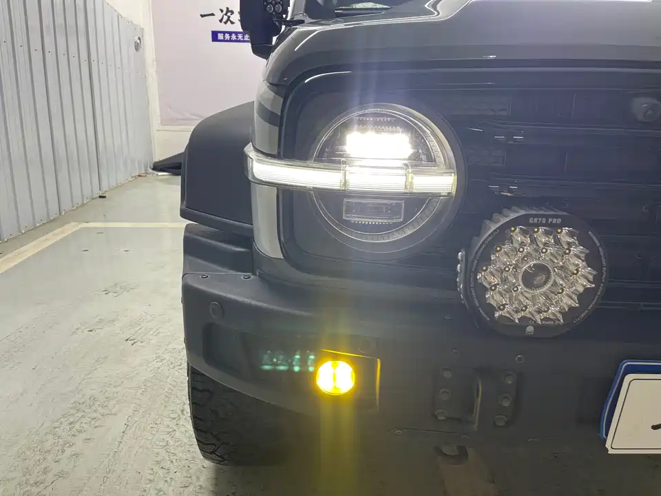 Tank 300 Tank 300