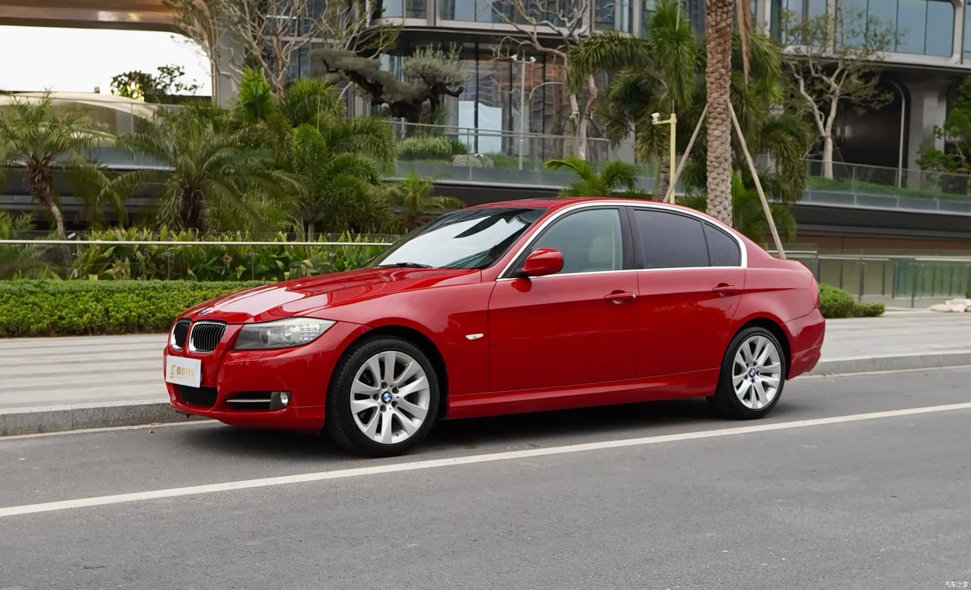 BMW 3 Series, 2011 1