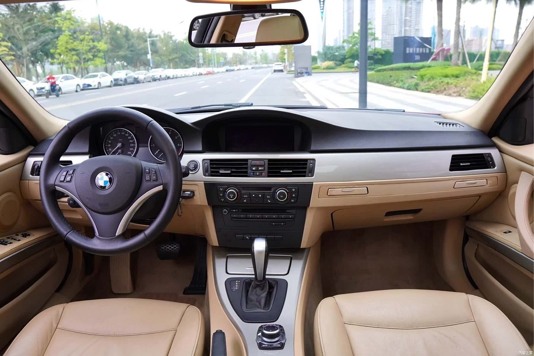 BMW 3 Series, 2011 7