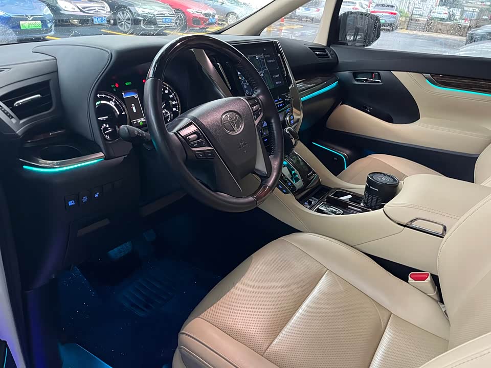 Toyota Elfa Toyota Elfa