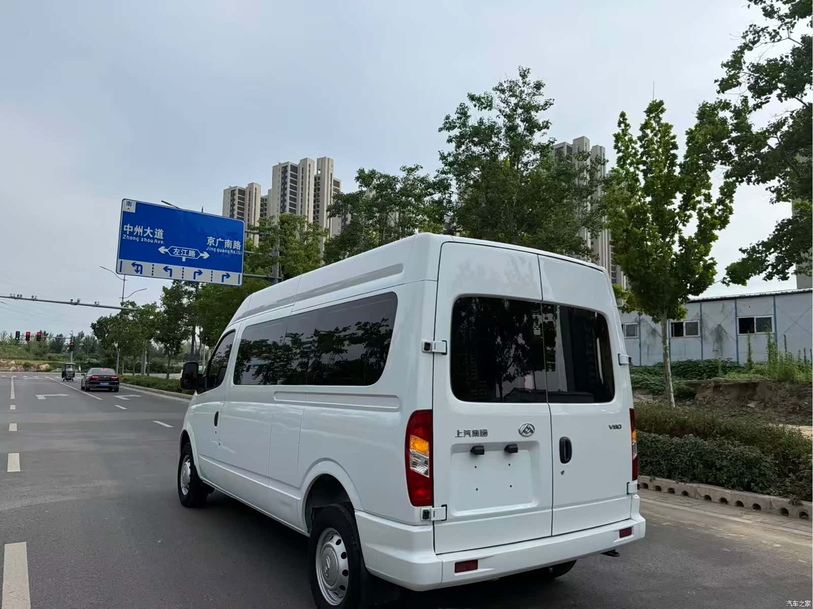 Maxus V80, 2023 10