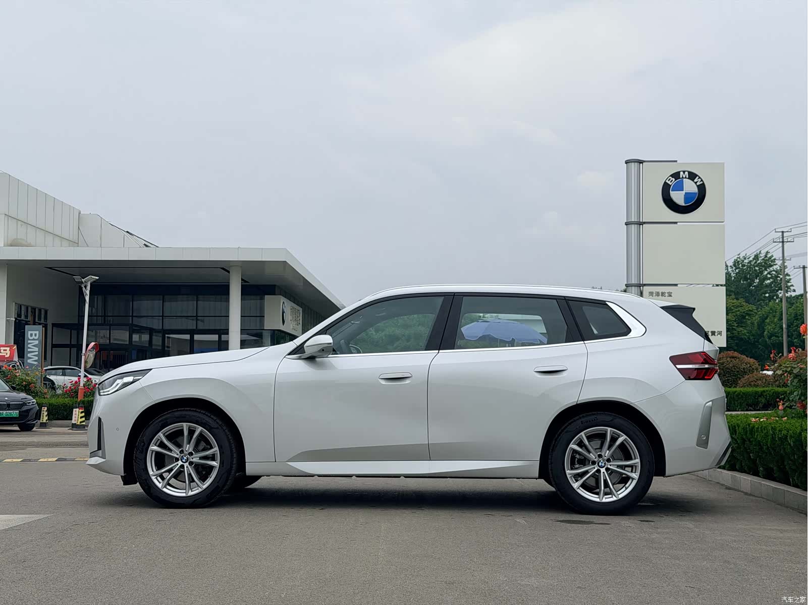 BMW X3, 2025 все фото