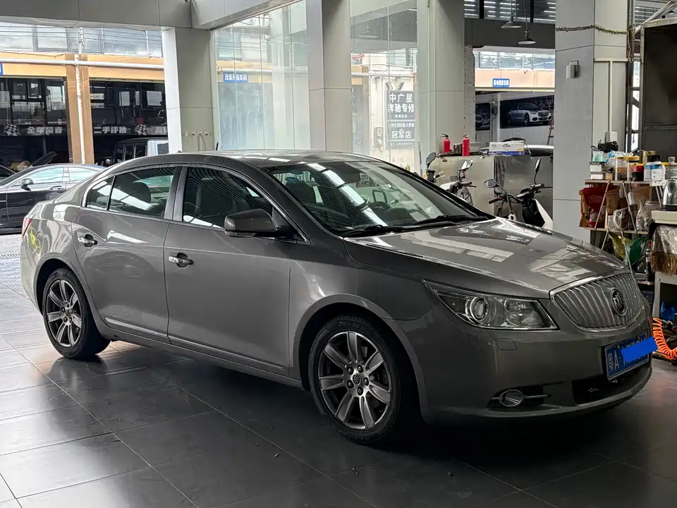 Buick Lacrosse