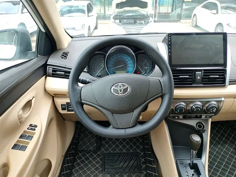 Toyota YARiS L Zhixuan