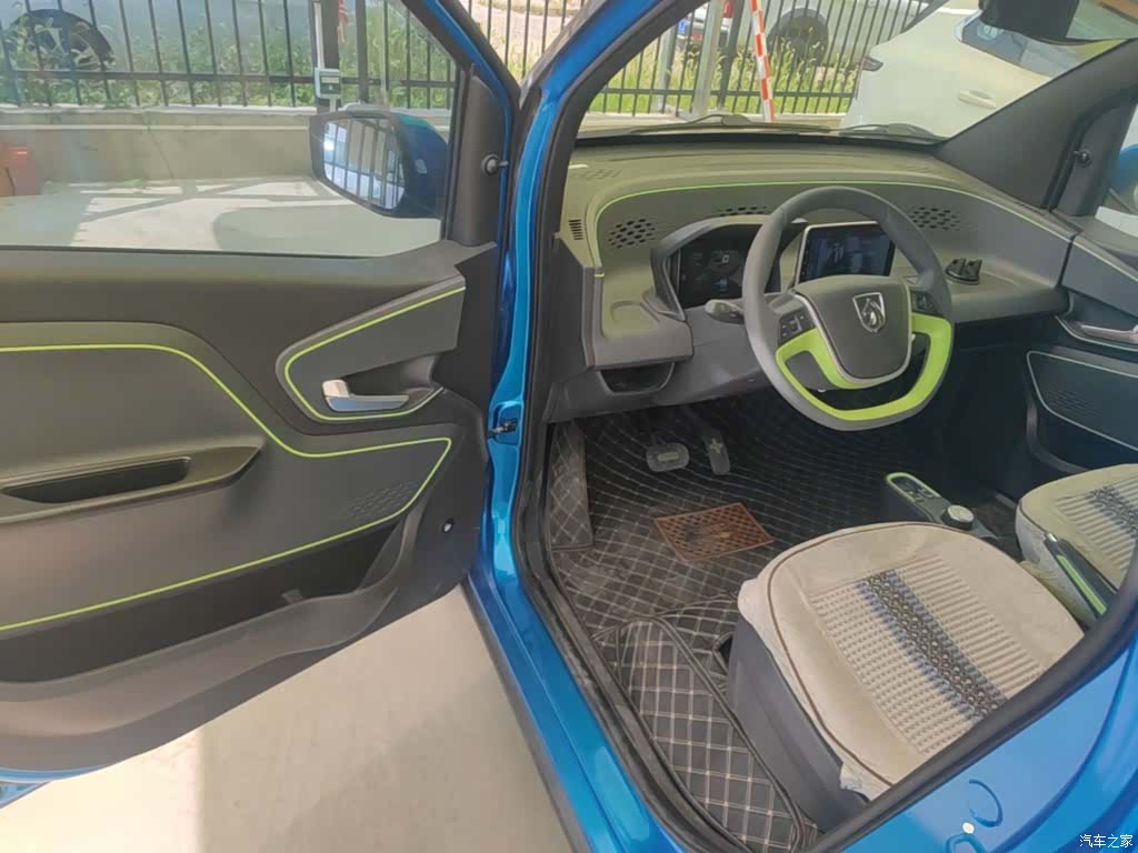 Wuling E100, 2019 16