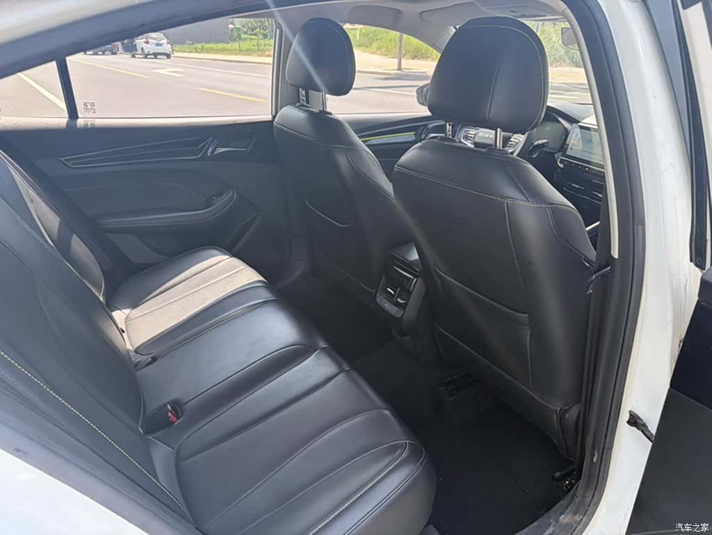 Roewe i5, 2021 19